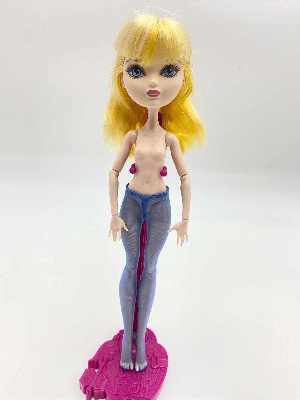 2012 Ever After High Blondie Lockes Doll